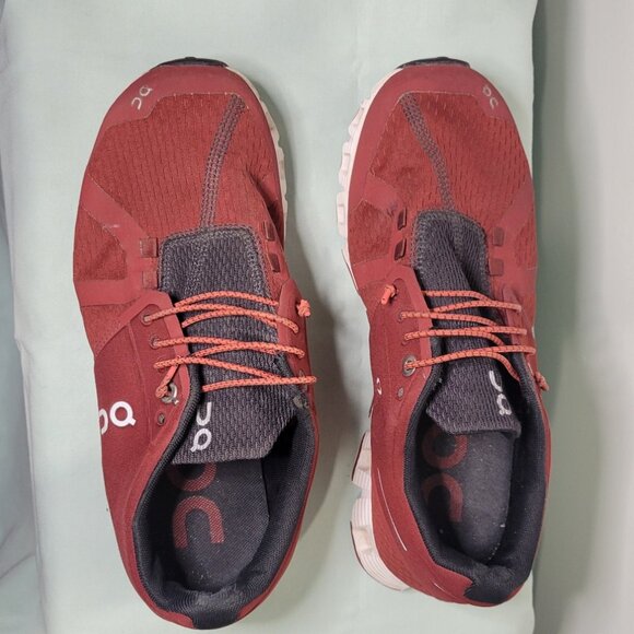 On Cloud Women's Ruby/White Running Size 7 - Picture 2 of 5